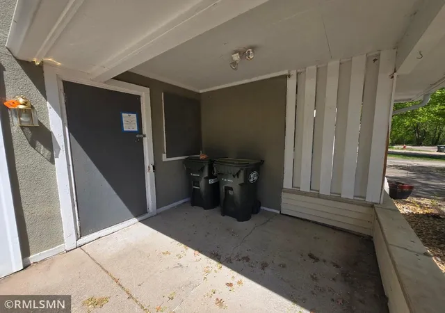 4th image of 3664 Abbey Wy #B, Saint Paul, MN 55123 | MLS# 7071999