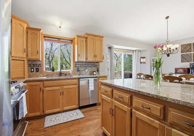 Homes for sale in New London, MN | 681 W River Dr, New London, MN 56273 | MLS# 7072000