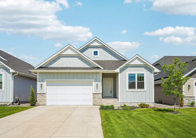 Homes for sale in Lindstrom, MN | 12580 Masters Ln, Lindstrom, MN 55045 | MLS# 7072047