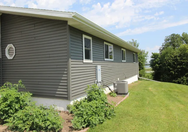 5th image of 34306 Twin Island Ln, Dent, MN 56528 | MLS# 7072157