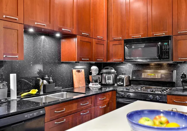 Photo 2 of Condo for sale at 11 S 12th Street #402, Minneapolis, MN 55403 | MLS# 7072171 | Listing updated on 2026-08-26