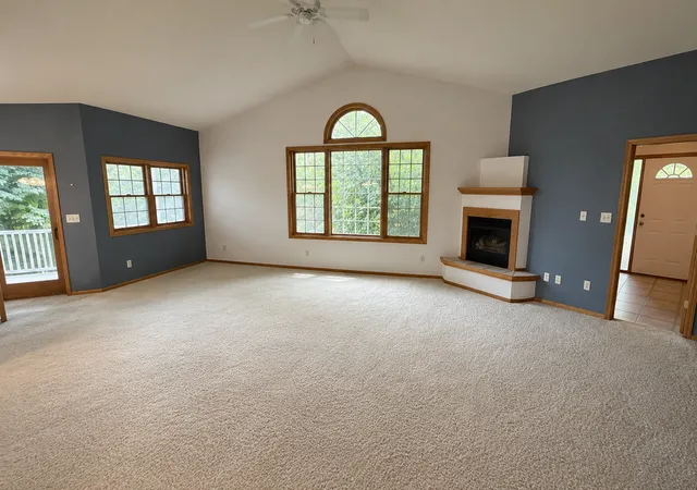 Photo 3 of Sale Pending at 661 Spring Crk Rd S, Red Wing, MN 55066 | MLS# 7072209 | Listing updated on 2026-09-03