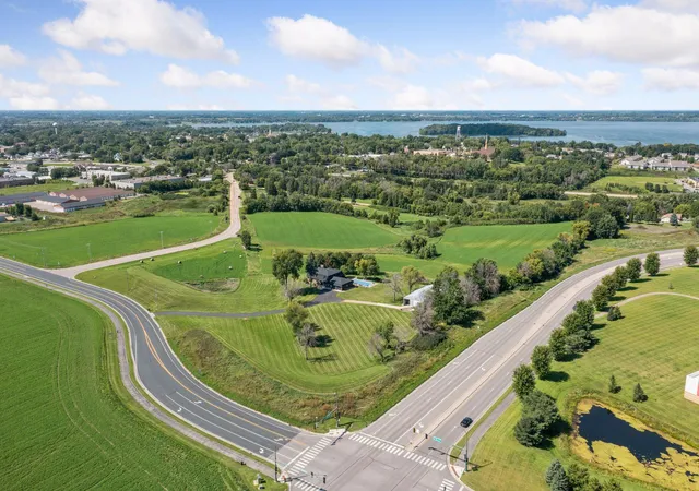 5th image of 700 10Th St E, Waconia, MN 55387 | MLS# 7072291