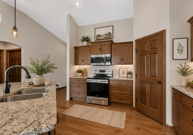 2nd image of 1136 Lanigan Wy Sw, Saint Joseph, MN 56374 | MLS# 7072336