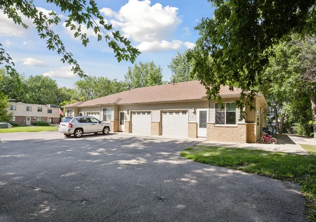 1st image of 914 1/2 3rd Ave Ne, Buffalo, MN 55313 | MLS# 7072351
