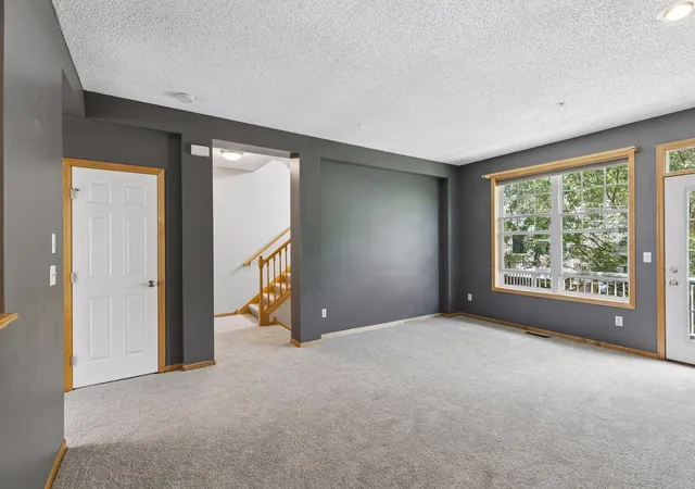Homes for sale in Maplewood, MN | 1679 Village Trl E #2, Maplewood, MN 55109 | MLS# 7072364
