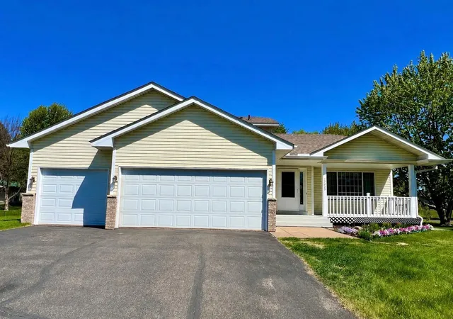 2nd image of 17229 Van Buren St Ne, Andover, MN 55304 | MLS# 7072462