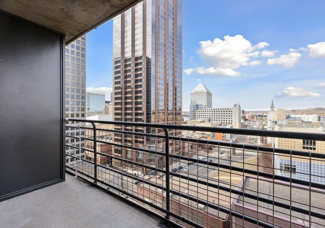 Photo 2 of Condo for sale at 66 9th Street E #1609, Saint Paul, MN 55101 | MLS# 7072564 | Listing updated on 2026-09-13