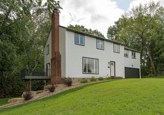 1st image of 3440 18th Ave Sw, Rochester, MN 55902 | MLS# 7072654