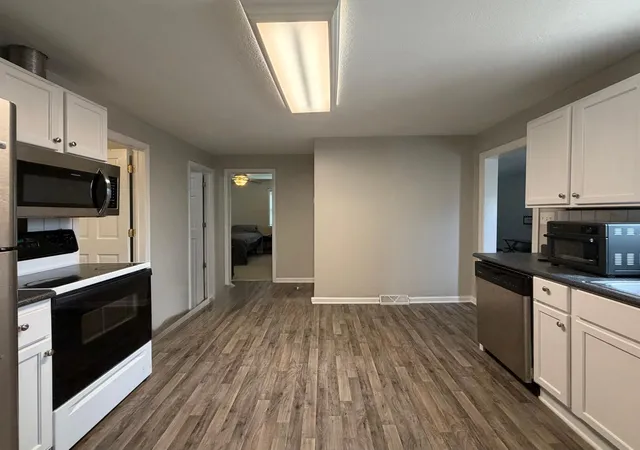 5th image of 110 Red Wing Ave S, Red Wing, MN 55066 | MLS# 7072684