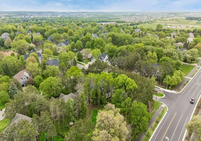 5th image of 9001 Springwood Dr, Saint Paul, MN 55125 | MLS# 7072801