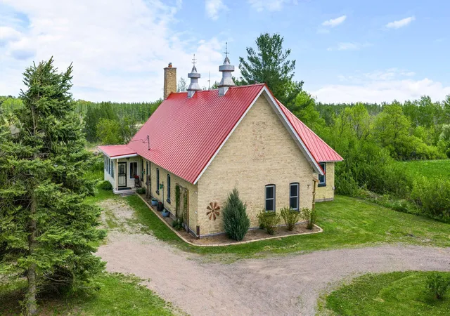 3rd image of 8825 Greeley Loop, Braham, MN 55006 | MLS# 7072809