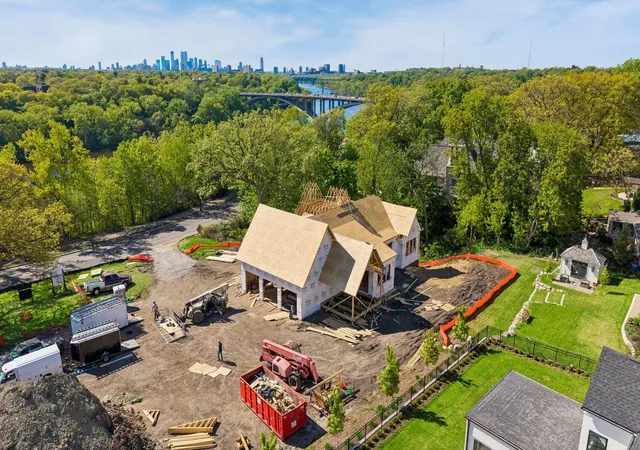 Photo 3 of Single family home for sale at 110 Mississippi River Blvd N, Saint Paul, MN 55104 | MLS# 7072812 | Listing updated on 2026-06-24