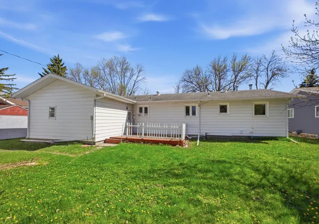 Homes for sale in West Fargo, ND | 208 10 1/2 Ave W, West Fargo, ND 58078 | MLS# 7072841