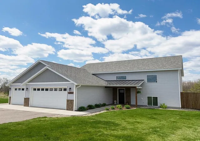 Homes for sale in Alexandria, MN | 7822 Hummingbird Ln Sw, Alexandria, MN 56308 | MLS# 7072858