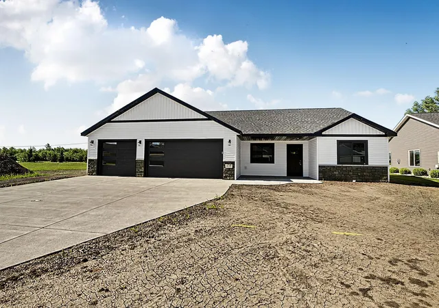 1st image of 610 Lanigan Wy Se, Saint Joseph, MN 56374 | MLS# 7072915