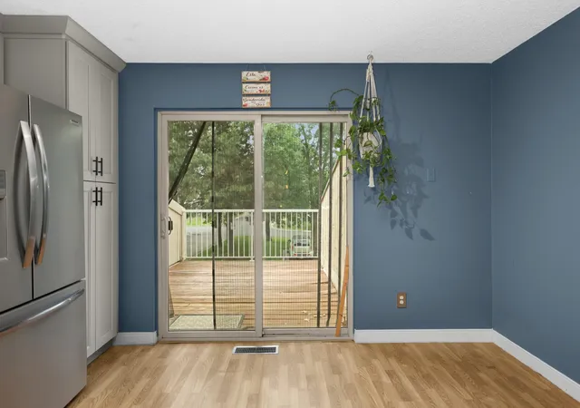 4th image of 1741 Meadowlark Rd #51741, Saint Paul, MN 55122 | MLS# 7073024