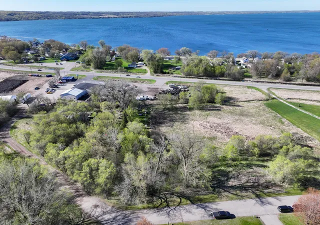 3rd image of 725 7Th Ave Nw, Glenwood, MN 56334 | MLS# 7073030