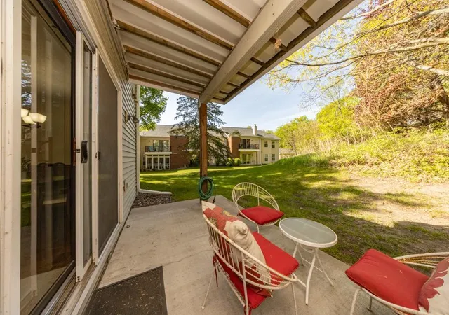 Photo 1 of Condo for sale at 723 Larpenteur Ave E #723A, Saint Paul, MN 55117 | MLS# 7073118 | Listing updated on 2026-07-24