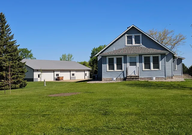 Homes for sale in Sanborn, MN | 32077 Us Hwy 14, Sanborn, MN 56083 | MLS# 7073188