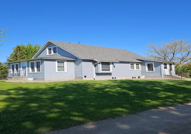 Homes for sale in Sanborn, MN | 32077 Us Hwy 14, Sanborn, MN 56083 | MLS# 7073188