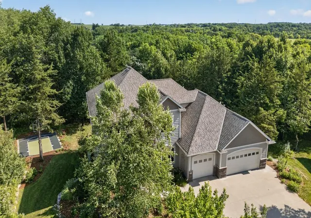 Photo 3 of Sale Pending at 955 Cedar Point Ln Se, Oronoco, MN 55960 | MLS# 7073214 | Listing updated on 2026-10-07