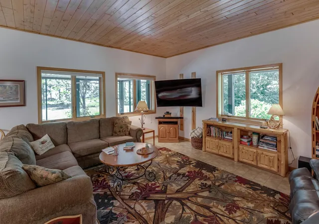 5th image of 11027 Oak Point Rd Nw, Cass Lake, MN 56633 | MLS# 7073284