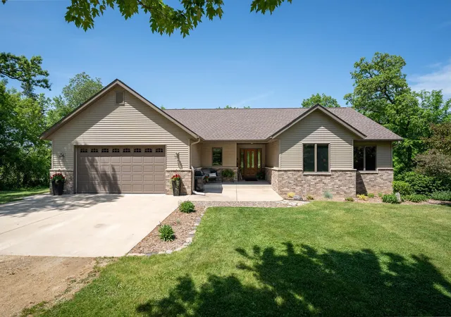 Homes for sale in Cannon Falls, MN | 6217 321St Street Wy, Cannon Falls, MN 55009 | MLS# 7073285