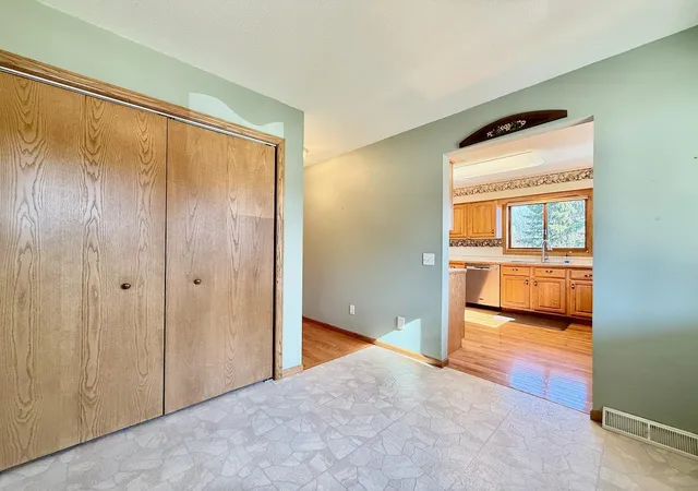 4th image of 1400 S Cascade St, Fergus Falls, MN 56537 | MLS# 7073338