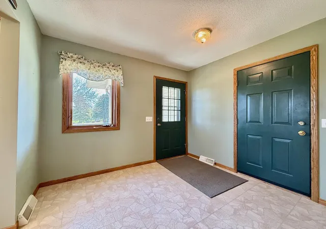 5th image of 1400 S Cascade St, Fergus Falls, MN 56537 | MLS# 7073338