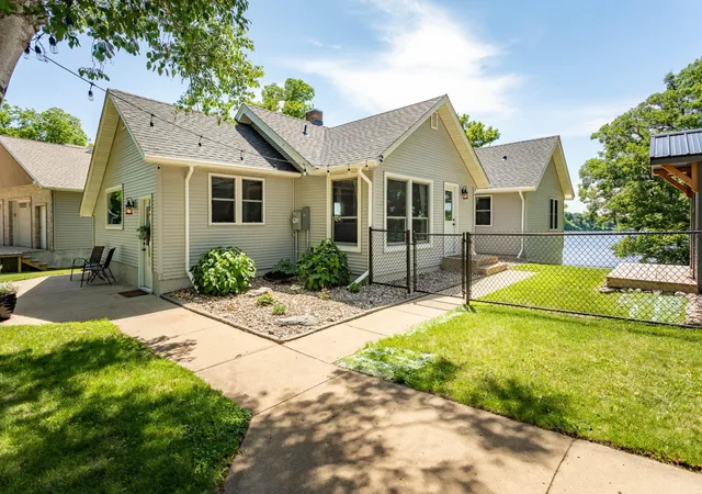 Homes for sale in Alexandria, MN | 524 E Lake Cowdry Rd Nw, Alexandria, MN 56308 | MLS# 7073418