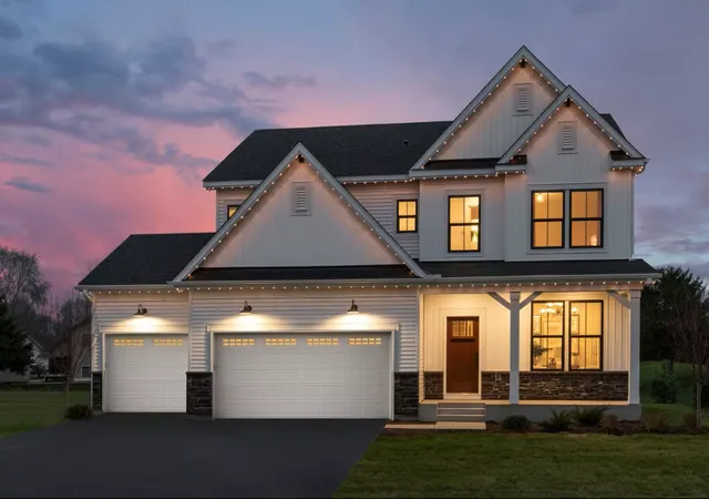 1st image of 10360 Griffin Ave S, Cottage Grove, MN 55016 | MLS# 7073437