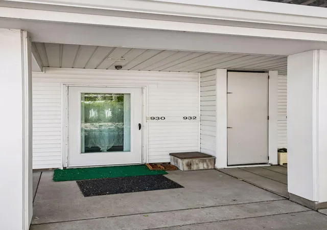 Photo 3 of Single family home for sale at 930 Dartmouth Pl SE, Minneapolis, MN 55414 | MLS# 7073458 | Listing updated on 2026-09-29