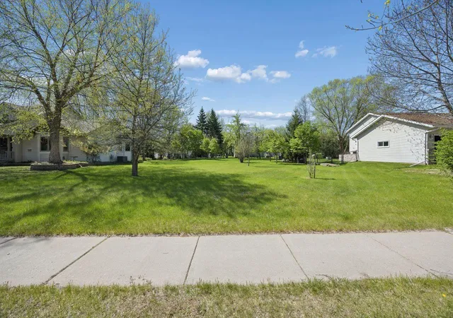 5th image of 1716 Southwood Trl, Saint Cloud, MN 56301 | MLS# 7073508