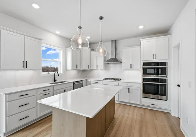 2nd image of 18329 Huntley Trl, Lakeville, MN 55044 | MLS# 7073519