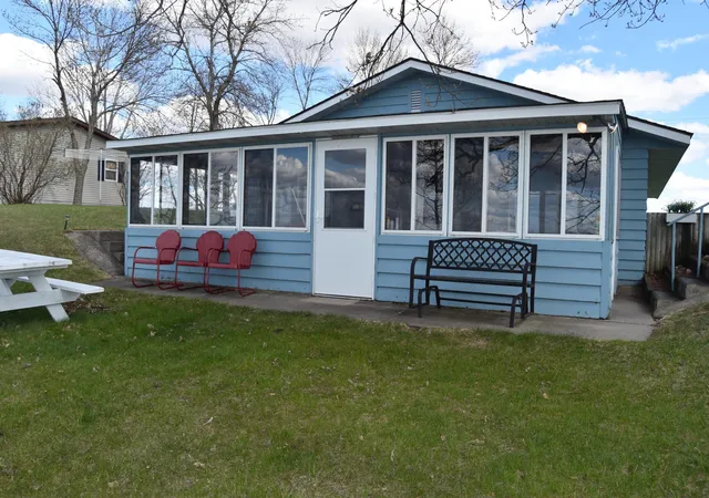3rd image of 231 Hilltop Rd, Ottertail, MN 56571 | MLS# 7073553