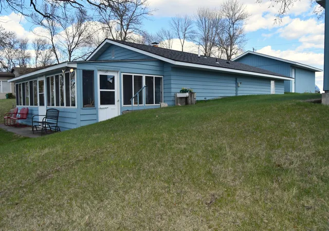 4th image of 231 Hilltop Rd, Ottertail, MN 56571 | MLS# 7073553