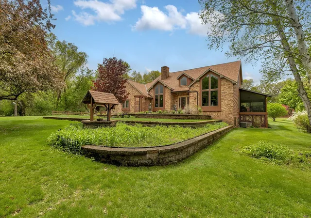 2nd image of 4457 Farmdale Cir, Saint Augusta, MN 56301 | MLS# 7073577