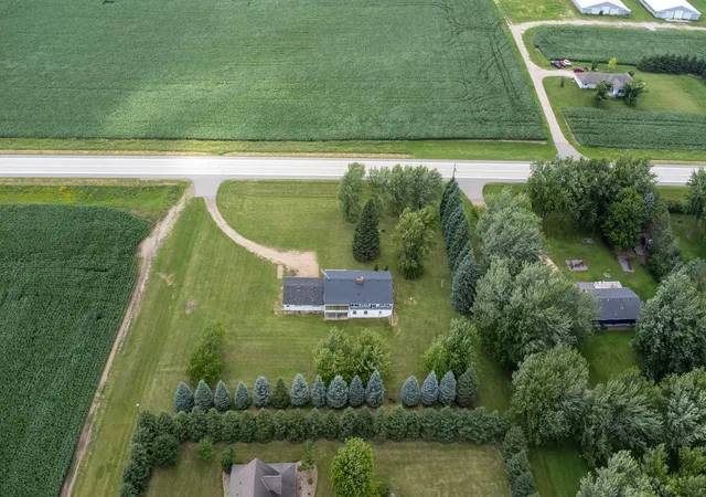 4th image of 8508 Dairy Ave, Glencoe, MN 55336 | MLS# 7073579