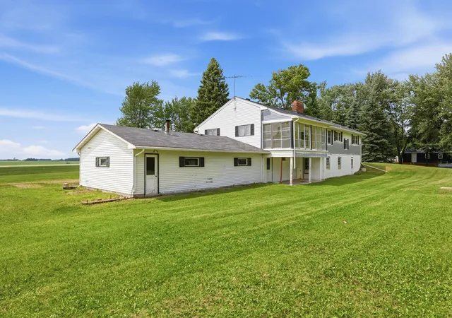 5th image of 8508 Dairy Ave, Glencoe, MN 55336 | MLS# 7073579