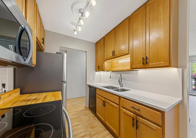 Photo 5 of Condo for sale at 2005 E 122nd Street #A11, Burnsville, MN 55337 | MLS# 7073637 | Listing updated on 2026-08-26