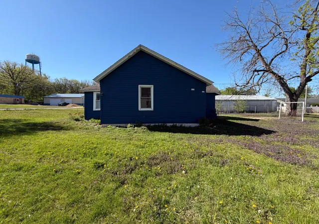 Homes for sale in Kasota, MN | 321 Rice St S, Kasota, MN 56050 | MLS# 7073758