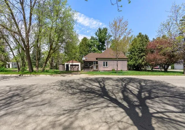 26th image of 323 4th St Se, Staples, MN 56479 | MLS# 7073808