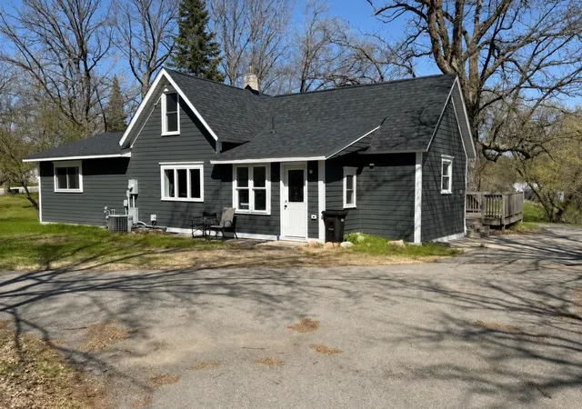 1st image of 508 E Main Ave, Frazee, MN 56544 | MLS# 7073876