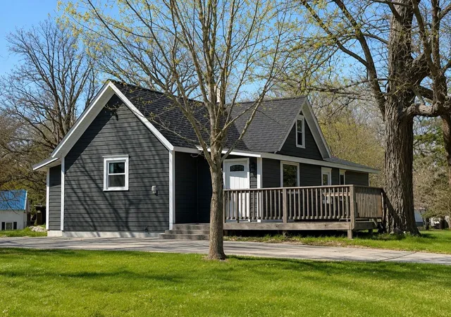 2nd image of 508 E Main Ave, Frazee, MN 56544 | MLS# 7073876