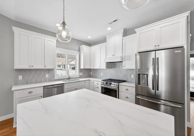 5th image of 1079 Legend Ln, River Falls, WI 54022 | MLS# 7073891