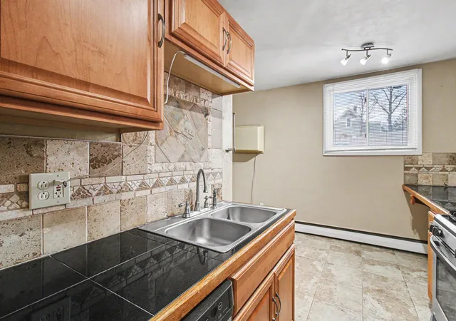 3rd image of 3237 15Th Ave S #15, Minneapolis, MN 55407 | MLS# 7073895