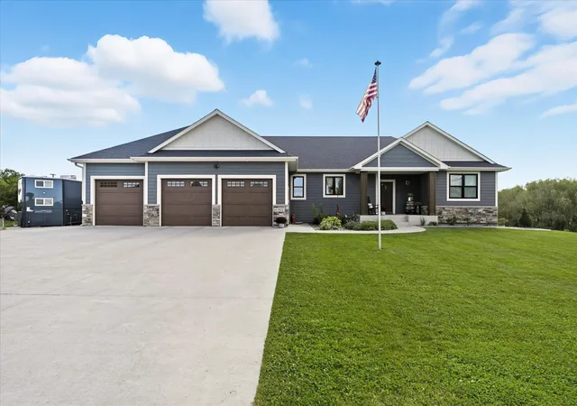 Homes for sale in Montgomery, MN | 912 14th St Ne, Montgomery, MN 56069 | MLS# 7073988