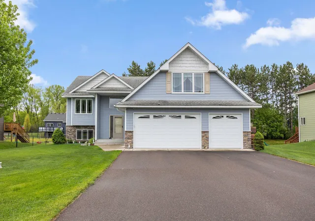 Homes for sale in Chisago City, MN | 8707 Preserve Blvd N, Chisago City, MN 55013 | MLS# 7074002