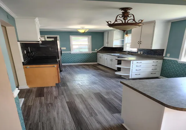 Listing Photo 5 - Condo for sale in building located at 3221 Minnehaha Ave, Minneapolis, MN 55406